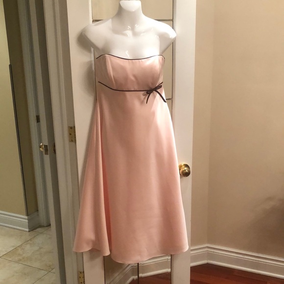 Alfred Angelo Dresses & Skirts - Alfred Angelo Strapless Pink Satin A-Line Dress